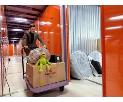 Теплые кладовки для хранения вещей от фирмы ВашStorage. Москва, Планерная